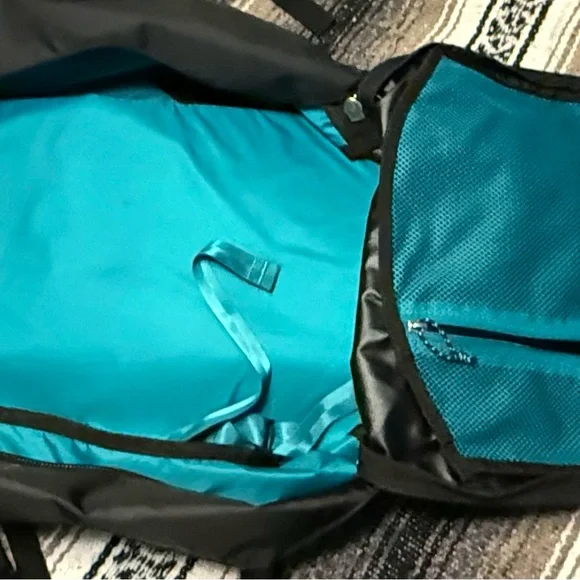 Osprey Fairview 40L Backpack - Picture 3 of 4